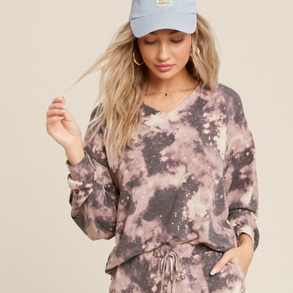 109 $22. Live Start, NWT 2 piece loungewear set Vtop and Jogger purple - Picture 3 of 11